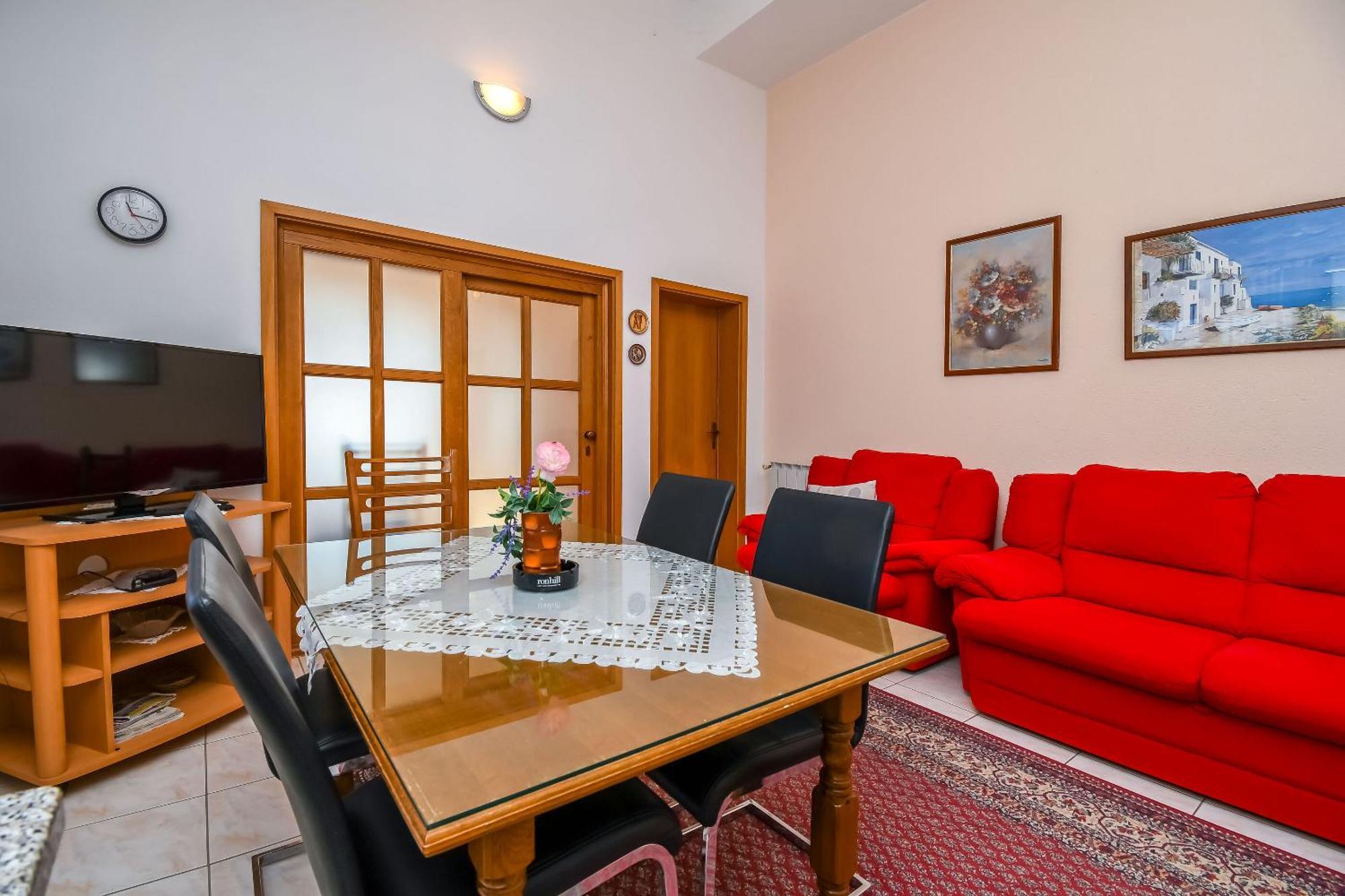 Apartments Vesna Сегет-Враниця Екстер'єр фото